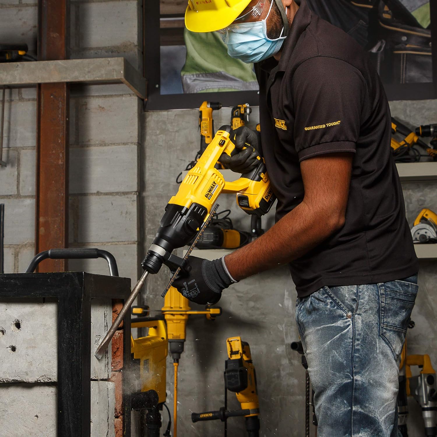 Dewalt DCH133NT 18V Brushless SDS-Plus Hammer/Drill Pneumatic Drill (Without Battery) T-Stak Bag