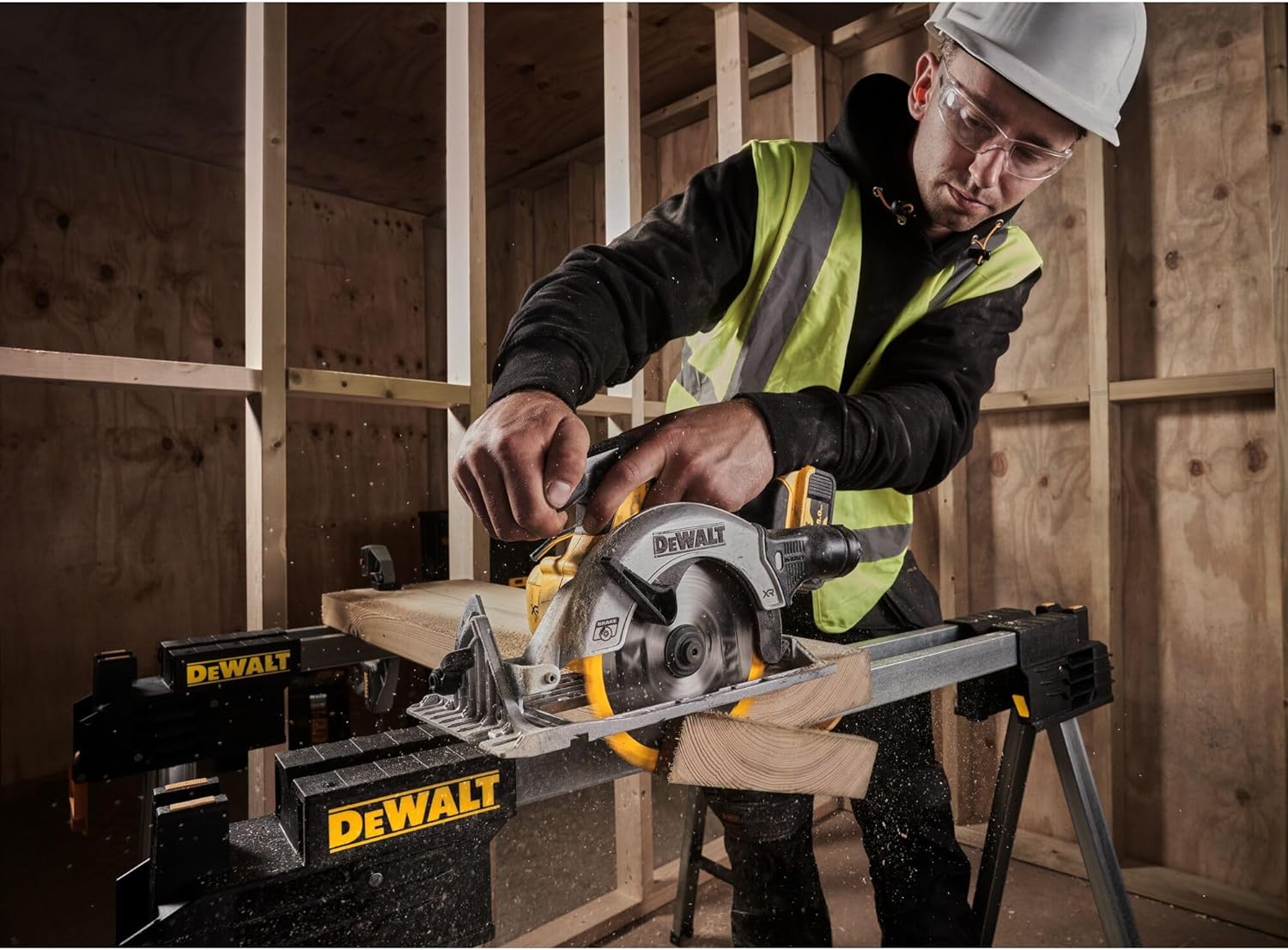 Dewalt DCS565NT Şarjlı Daire Testere (Aküsüz) T-Stak Çanta