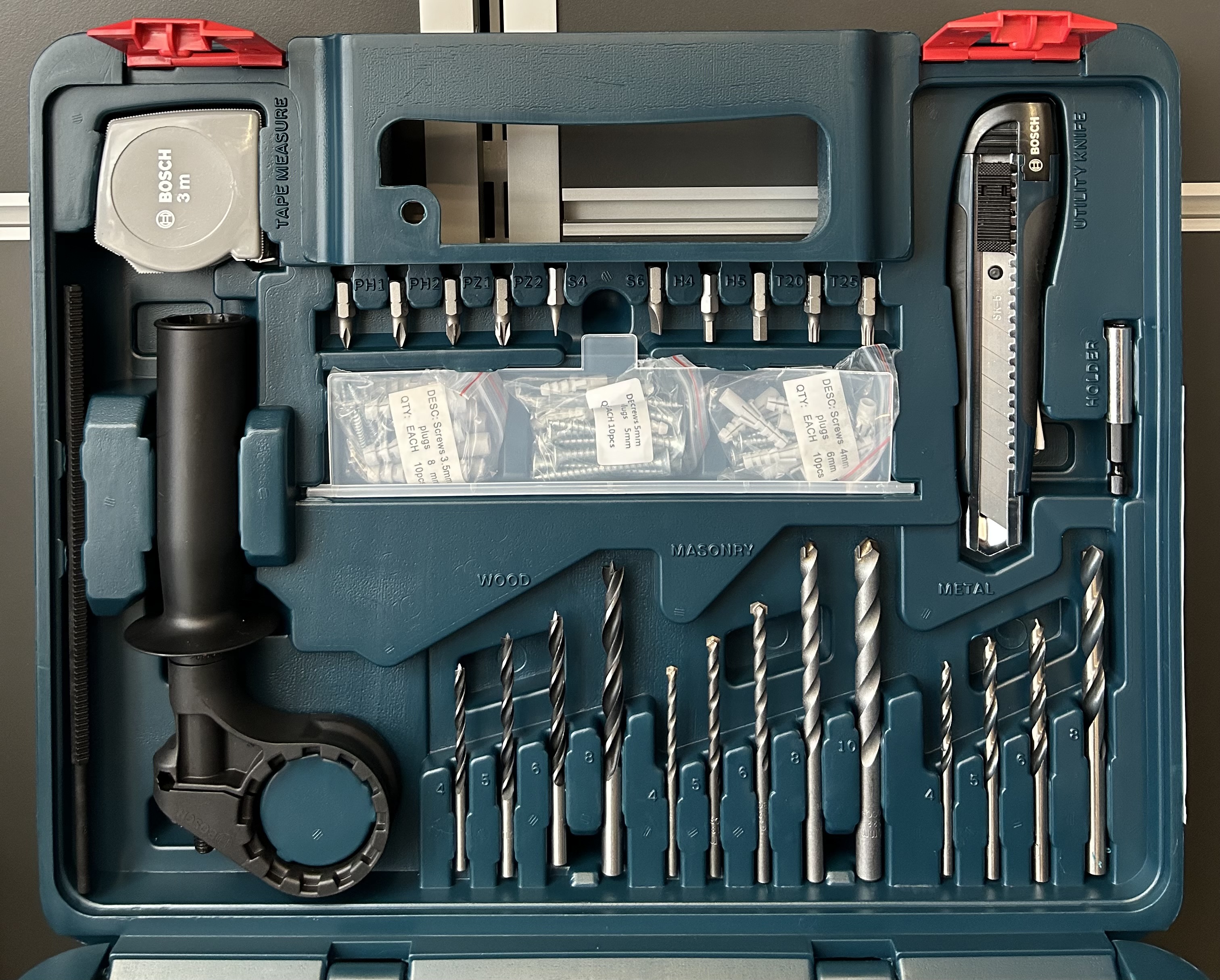 Bosch GSB 600 Hammer Drill + 100 Pieces of Accessories