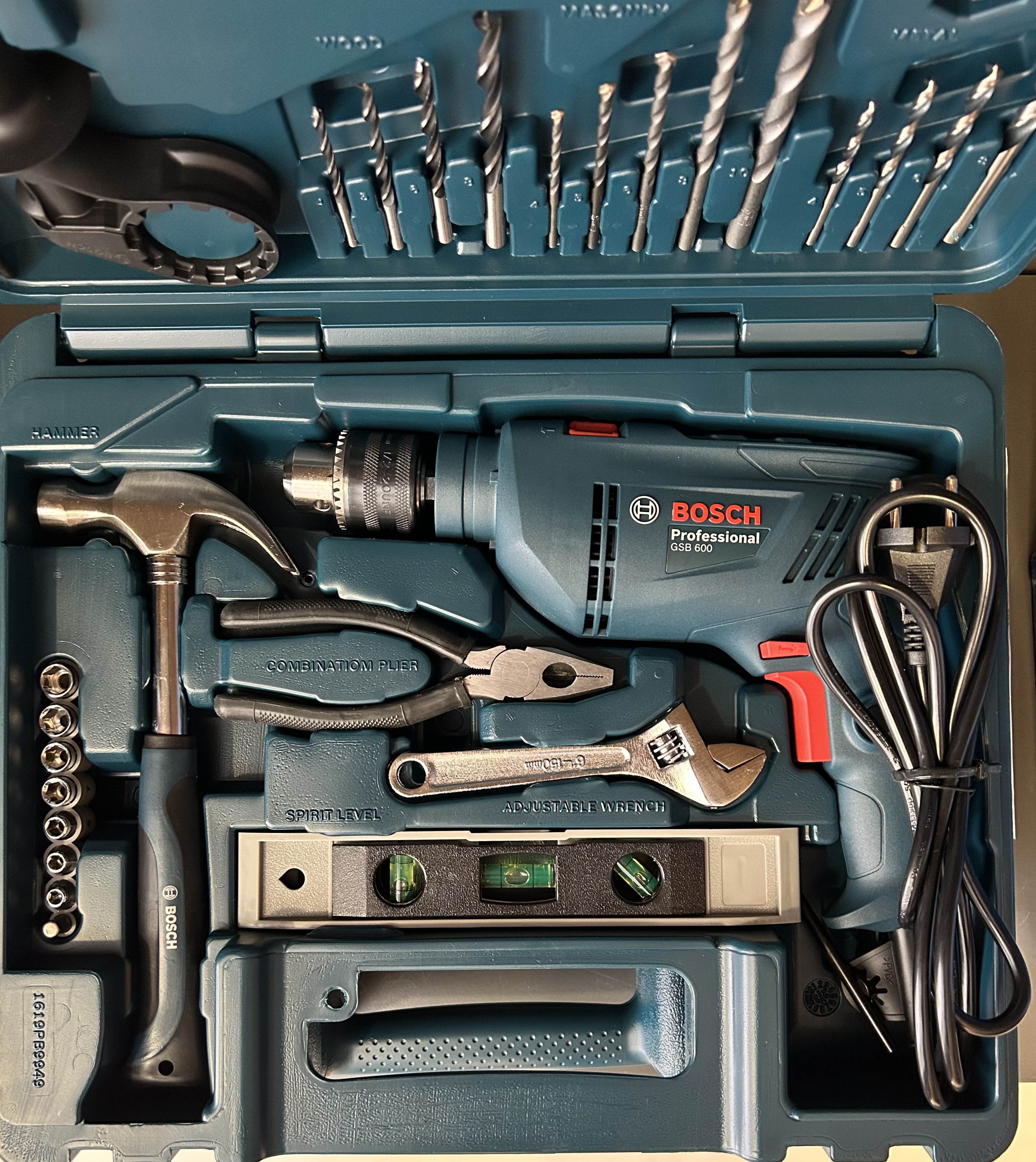 Bosch GSB 600 Hammer Drill + 100 Pieces of Accessories